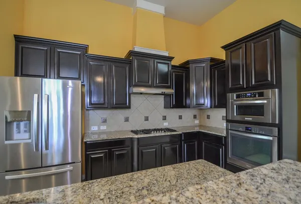 $3,000 | 6411 Edinburgh Court, Sugar Land, TX 77479