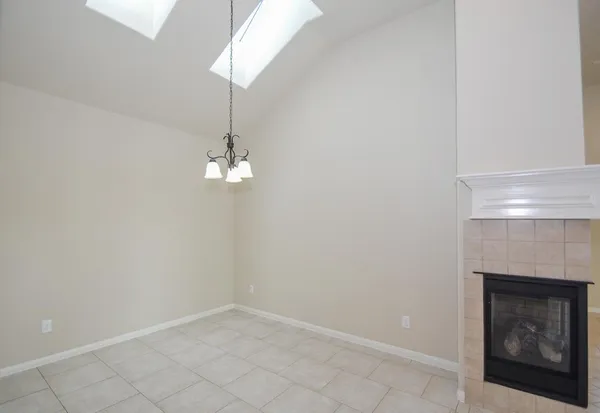 $3,000 | 6411 Edinburgh Court, Sugar Land, TX 77479