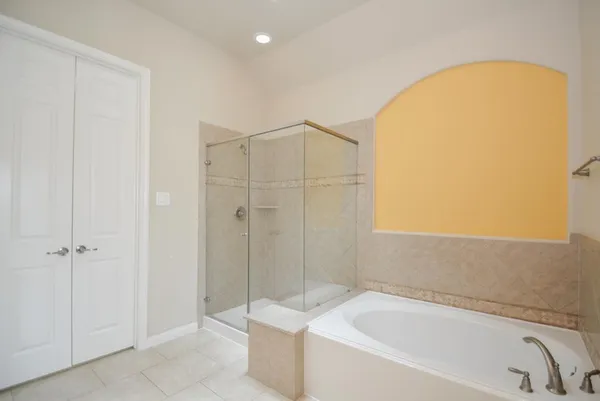 $3,000 | 6411 Edinburgh Court, Sugar Land, TX 77479