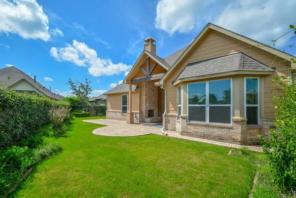 $3,000 | 6411 Edinburgh Court, Sugar Land, TX 77479