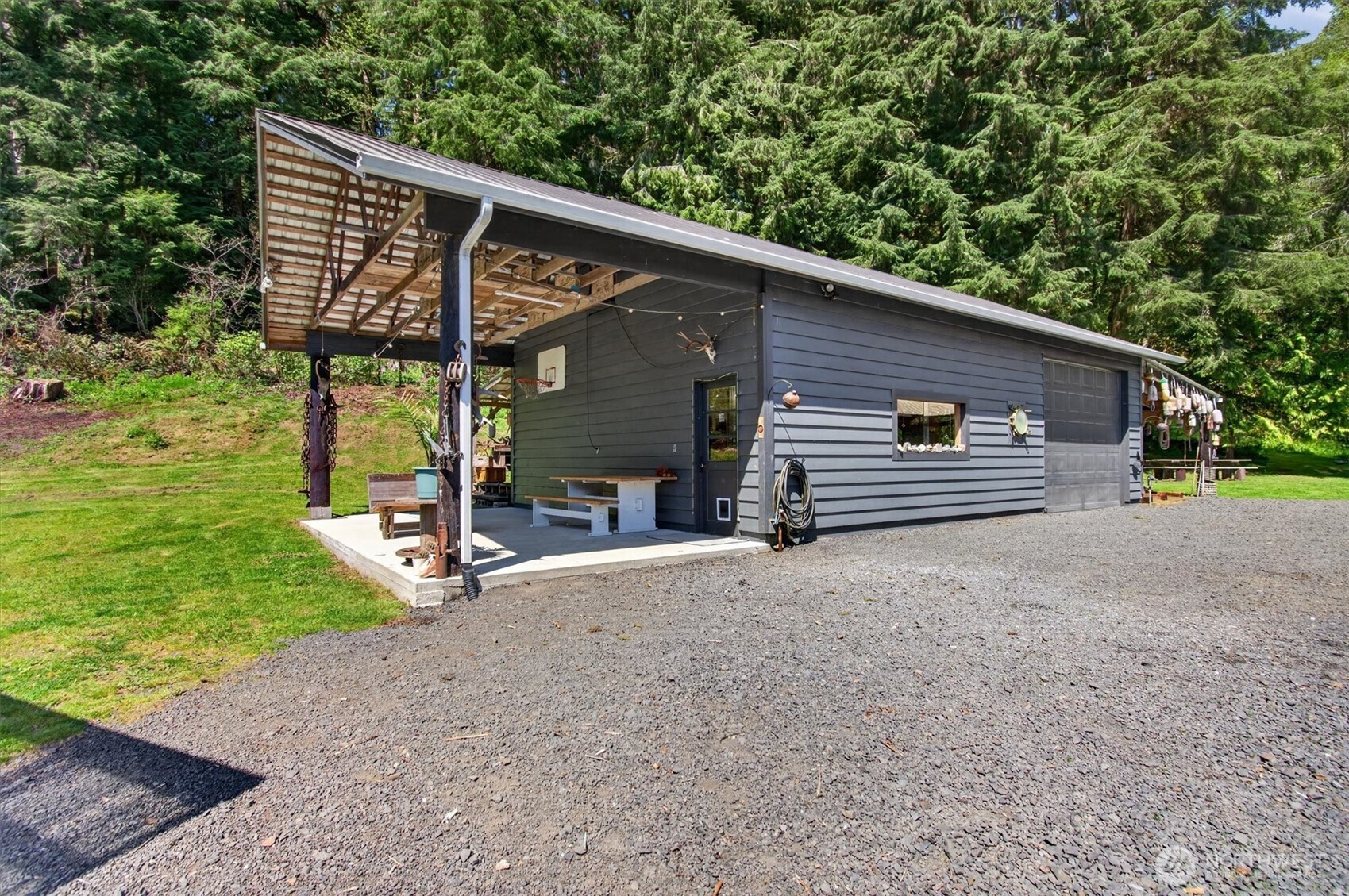 865 East Valley Road Skamokawa, WA 98647 - Photo 3 of 40