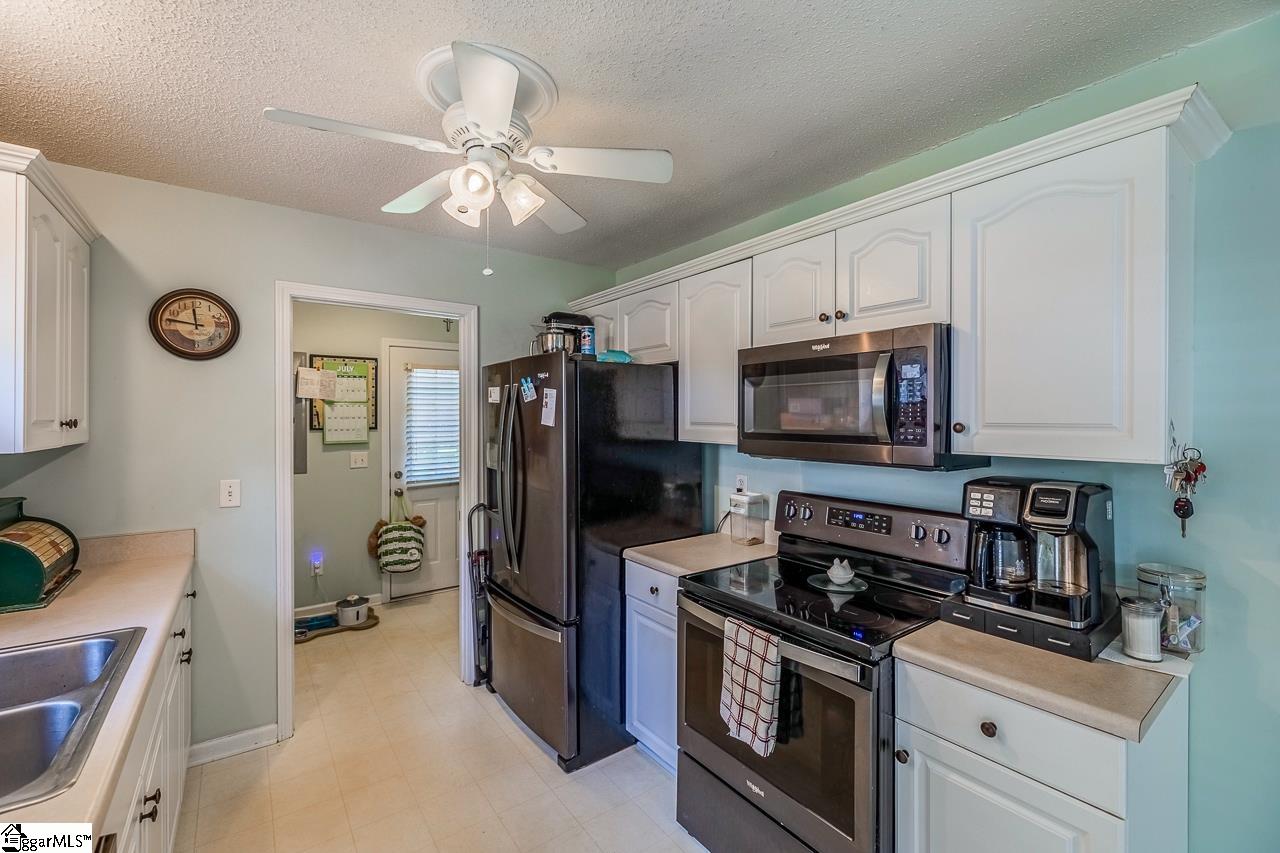 11 Parker Road Taylors, SC 29687 - Photo 11 of 29 Gallery Image 11
