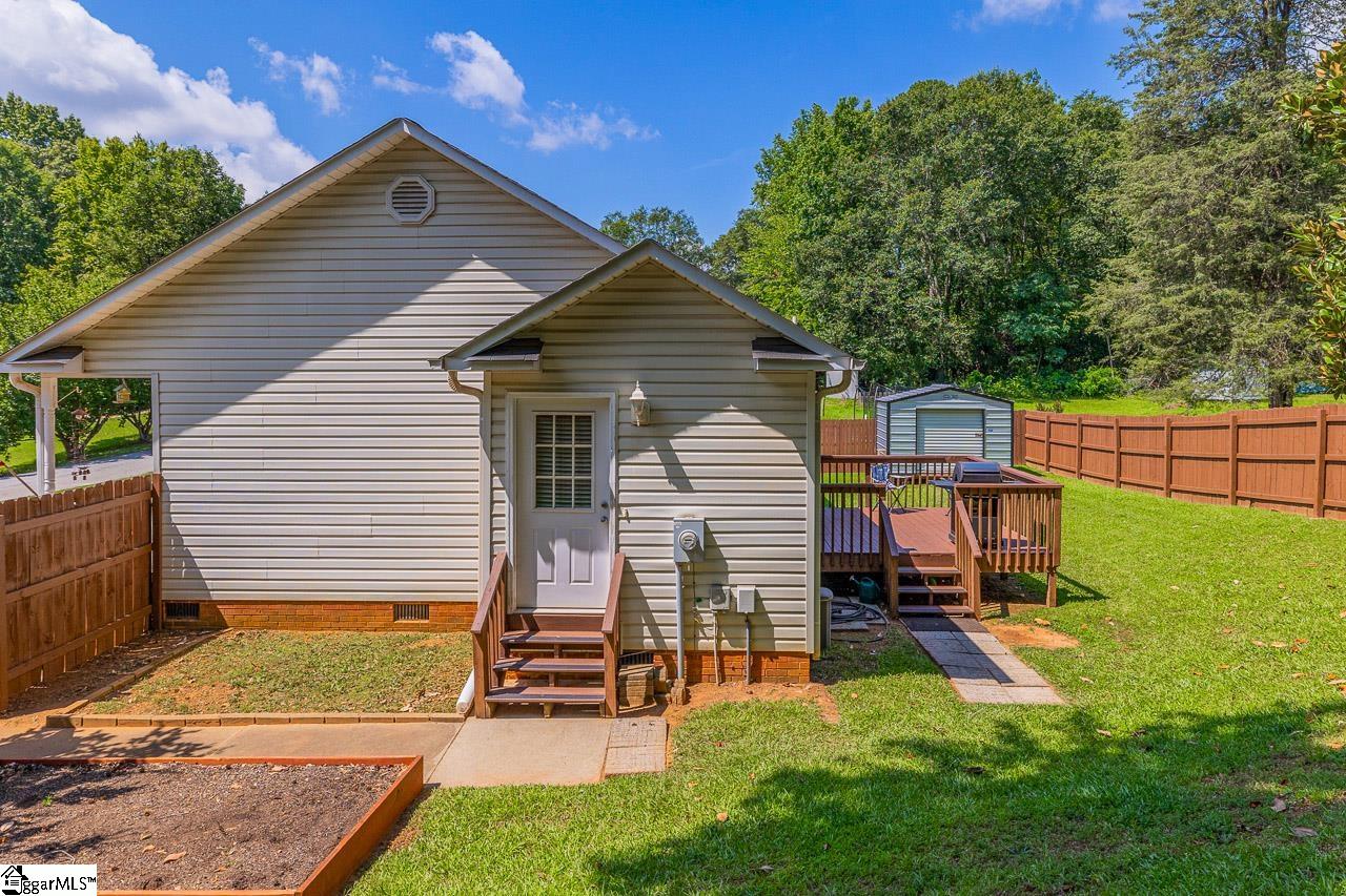 11 Parker Road Taylors, SC 29687 - Photo 28 of 29 Gallery Image 28