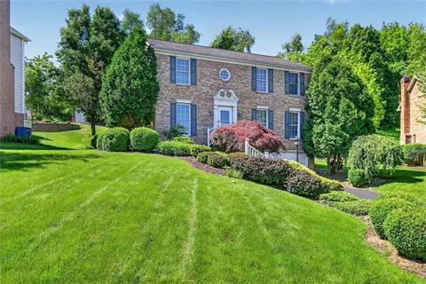 $479,900 | 111 Creekside Court, Venetia, PA 15367