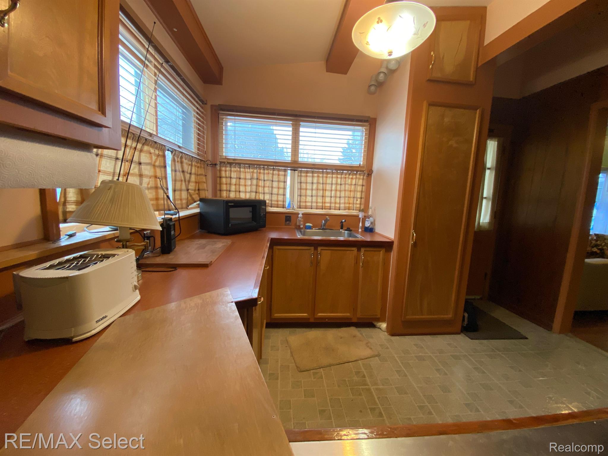 3112 Starr Road Royal Oak, MI 48073 - Photo 19 of 21