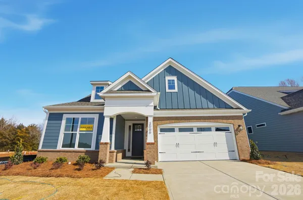 $582,400 | 3066 Constitution Lane, Gastonia, NC 28056