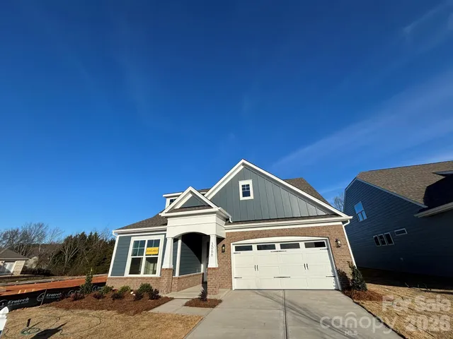 $581,900 | 3066 Constitution Lane, Gastonia, NC 28056
