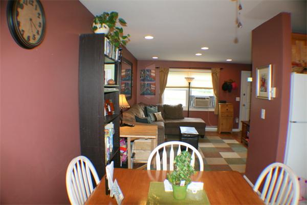 1 Fawn Ridge, Unit 1 Brookfield, CT 06804 - Photo 11 of 23 a front view of a house with garden