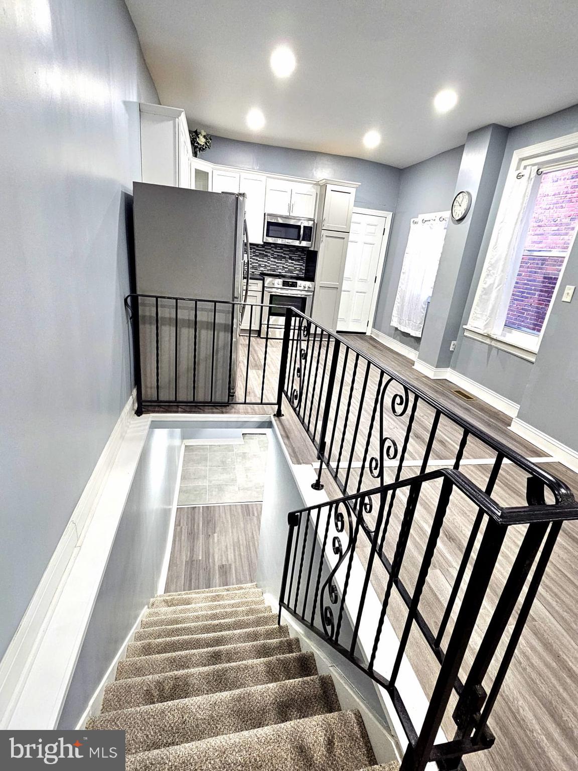 827 South 56th Street Philadelphia, PA 19143 - Photo 12 of 36 a view of entryway