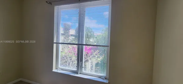 $2,500 | 1200 Town Center Drive, Unit 201, Jupiter, FL 33458