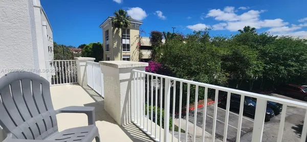 $2,500 | 1200 Town Center Drive, Unit 201, Jupiter, FL 33458