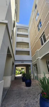 $2,500 | 1200 Town Center Drive, Unit 201, Jupiter, FL 33458