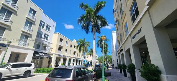 $2,500 | 1200 Town Center Drive, Unit 201, Jupiter, FL 33458