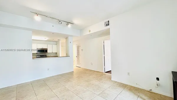 $2,500 | 1200 Town Center Drive, Unit 201, Jupiter, FL 33458