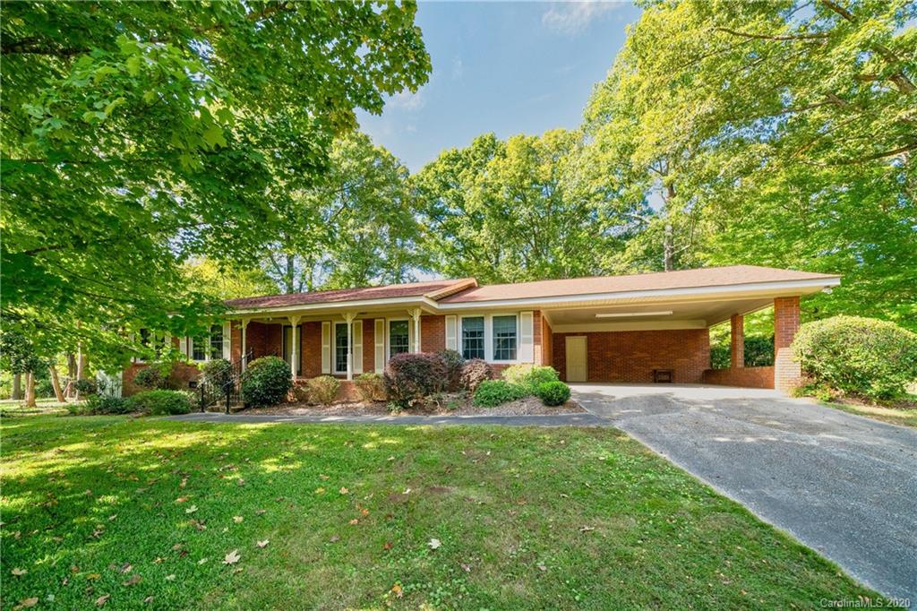 610 Plantation Road Lancaster, SC 29720 - Photo 1 of 33 Gallery Image 1