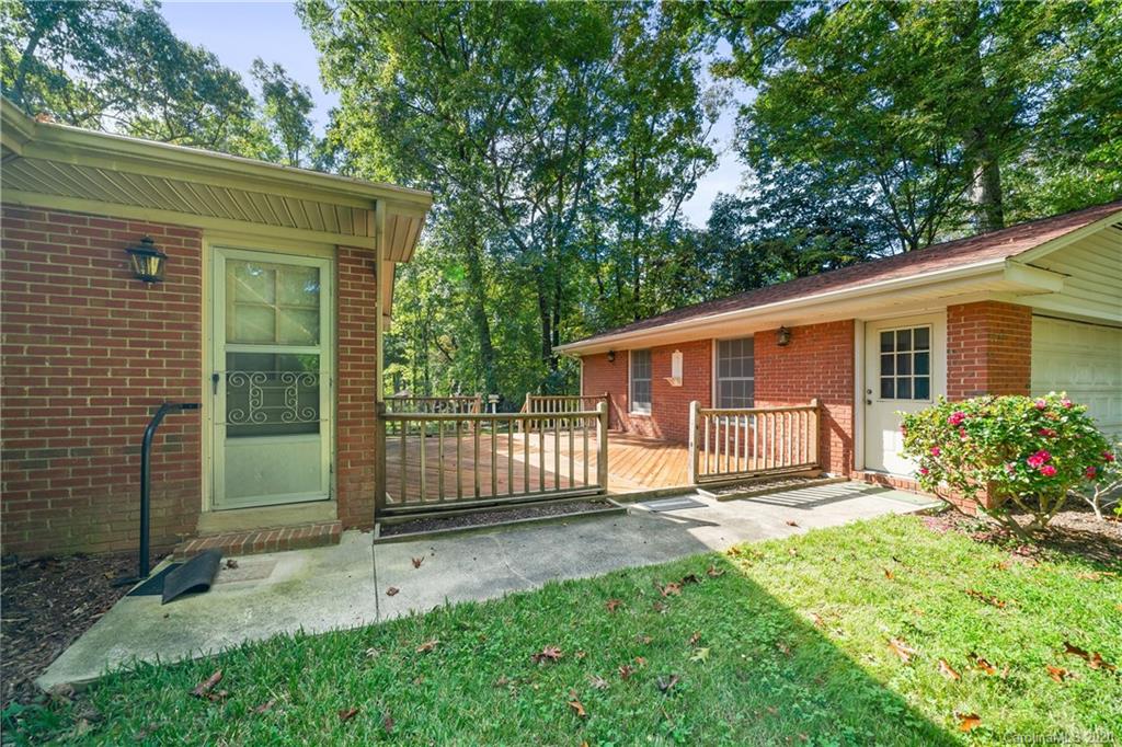 610 Plantation Road Lancaster, SC 29720 - Photo 6 of 33 Gallery Image 6