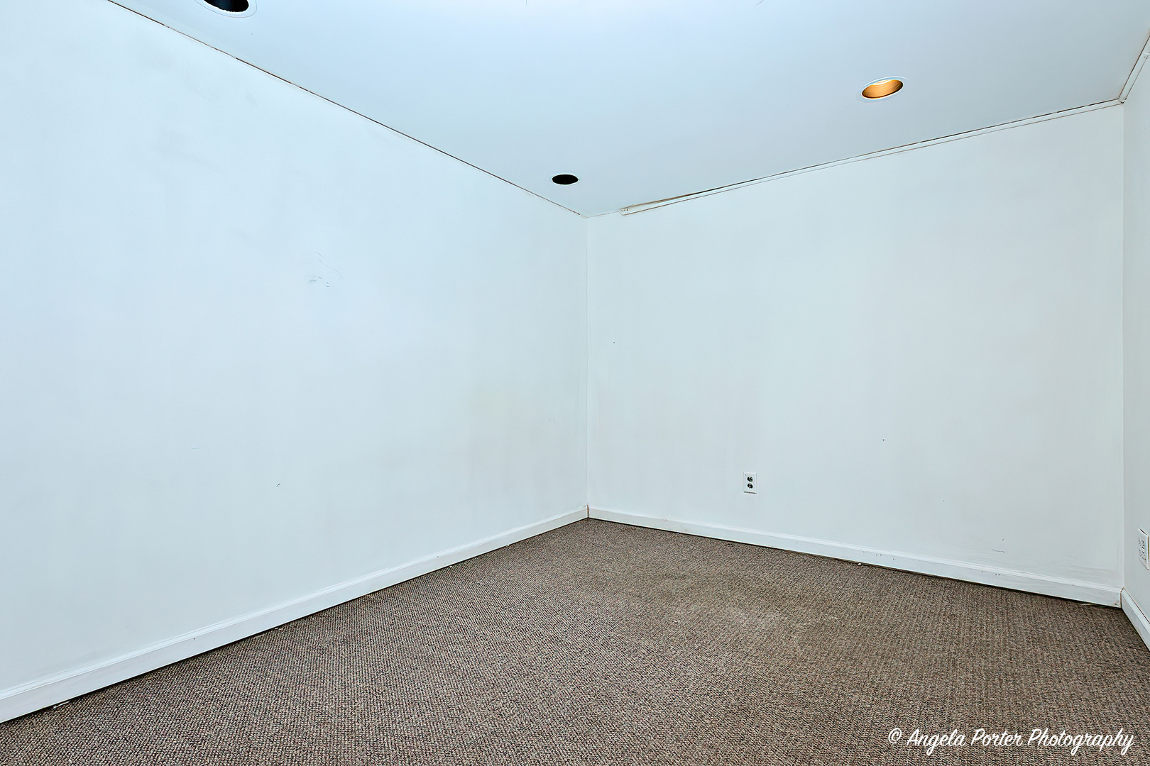 43 Lippincott Road Fox Lake, IL 60020 - Photo 17 of 31 a view of small space