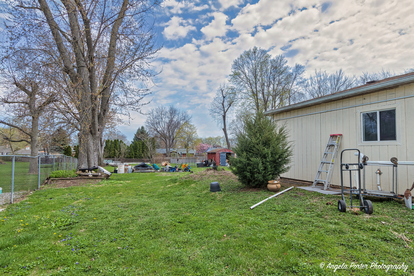 43 Lippincott Road Fox Lake, IL 60020 - Photo 29 of 31 a view of a house with backyard and sitting area