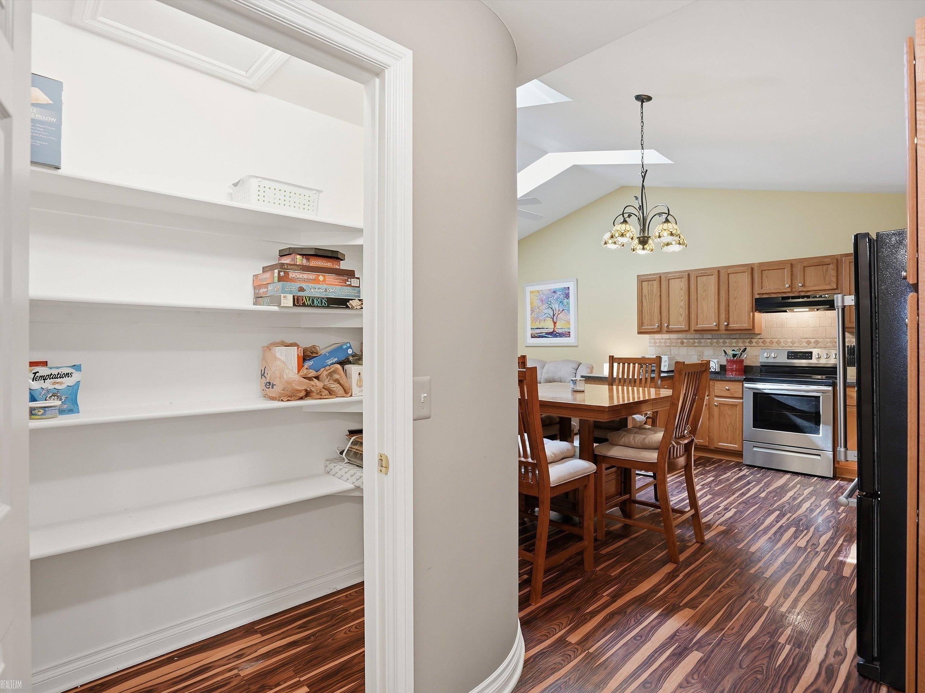 9622 Nook Road Algonac, MI 48001 - Photo 8 of 41
