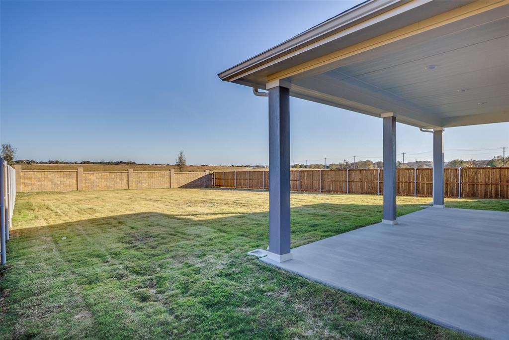 329 Fallbrook Drive Aledo, TX 76008 - Photo 22 of 33 a view of a field of an ocean
