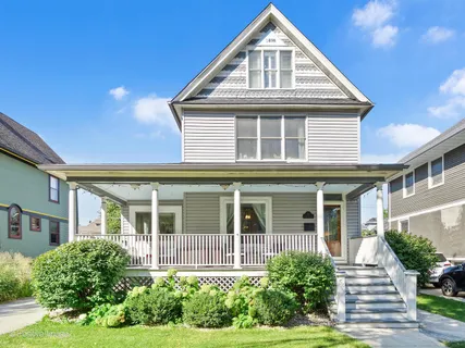 $749,900 | 54 North Ashland Avenue, La Grange, IL 60525