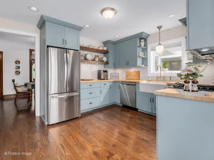 $749,900 | 54 North Ashland Avenue, La Grange, IL 60525