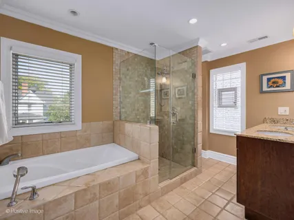 $749,900 | 54 North Ashland Avenue, La Grange, IL 60525