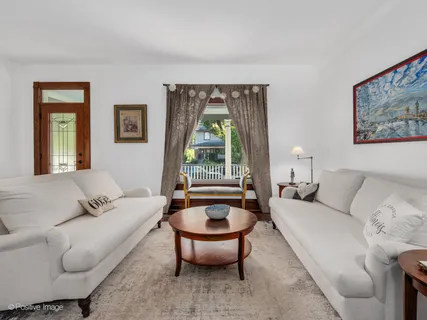 $749,900 | 54 North Ashland Avenue, La Grange, IL 60525