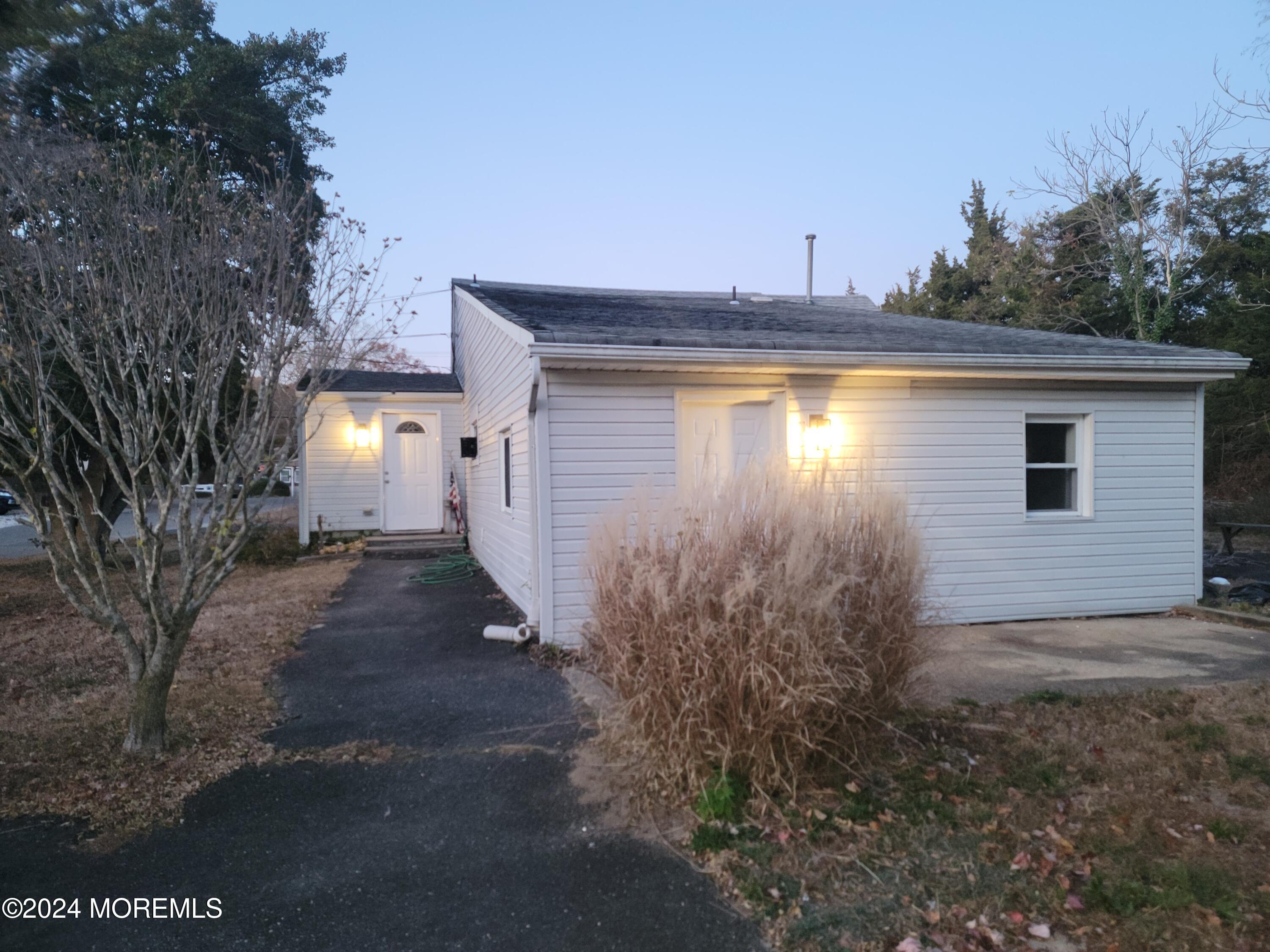 4 A Augusta Avenue Waretown, NJ 08758 - Photo 3 of 26 AUGUSTA