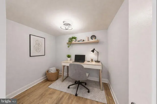 $229,000 | 4600 Duke Street, Unit 600, Alexandria, VA 22304