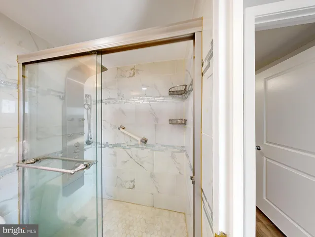 $229,000 | 4600 Duke Street, Unit 600, Alexandria, VA 22304