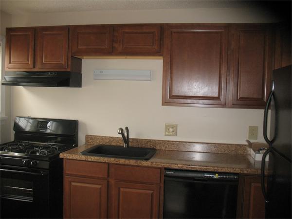 8 Colony Road, Unit 1 West Springfield, MA 01089 - Photo 2 of 5 Gallery Image 2