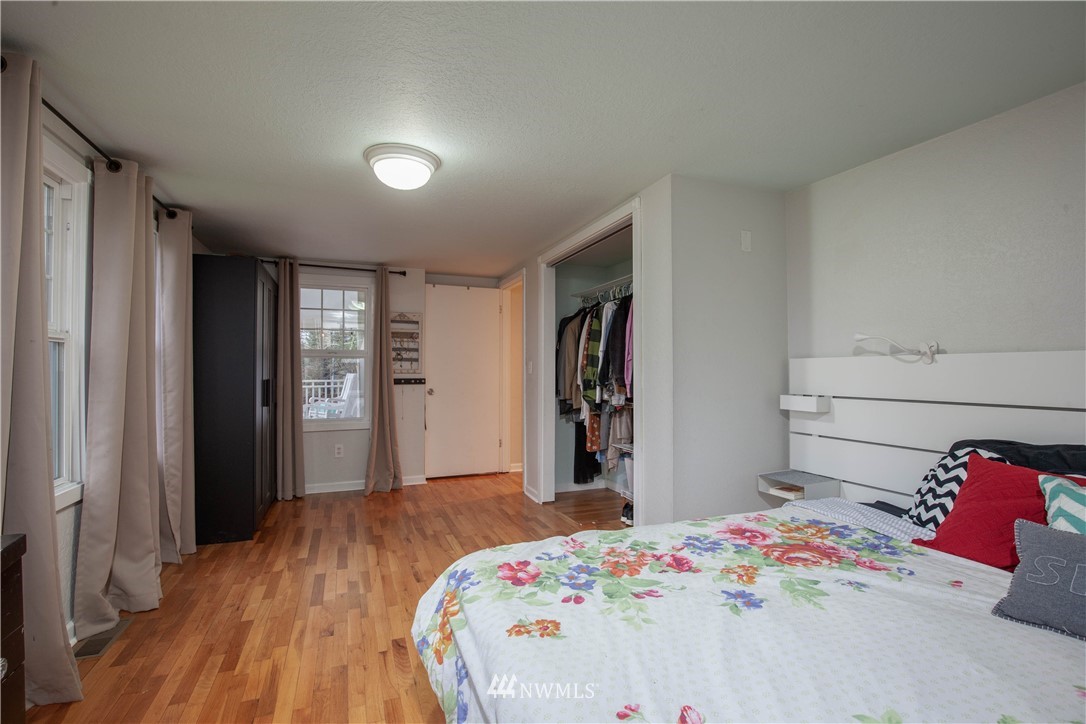 4409 Chrisella Road East Edgewood, WA 98372 - Photo 8 of 32 Gallery Image 8
