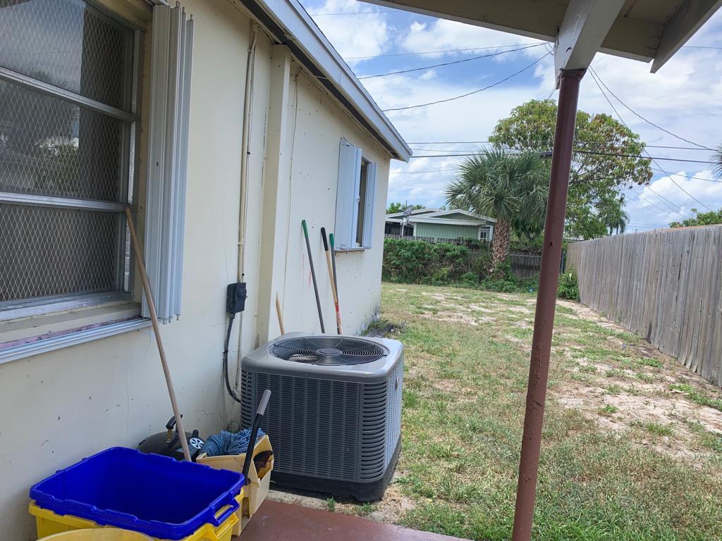 1000 West 3rd Street Riviera Beach, FL 33404 - Photo 11 of 11 ac1