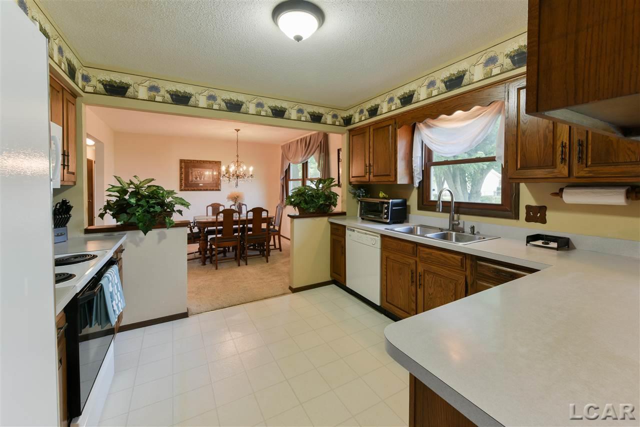 2833 West Russell Road Tecumseh, MI 49286 - Photo 23 of 53 31385651-22.JPG