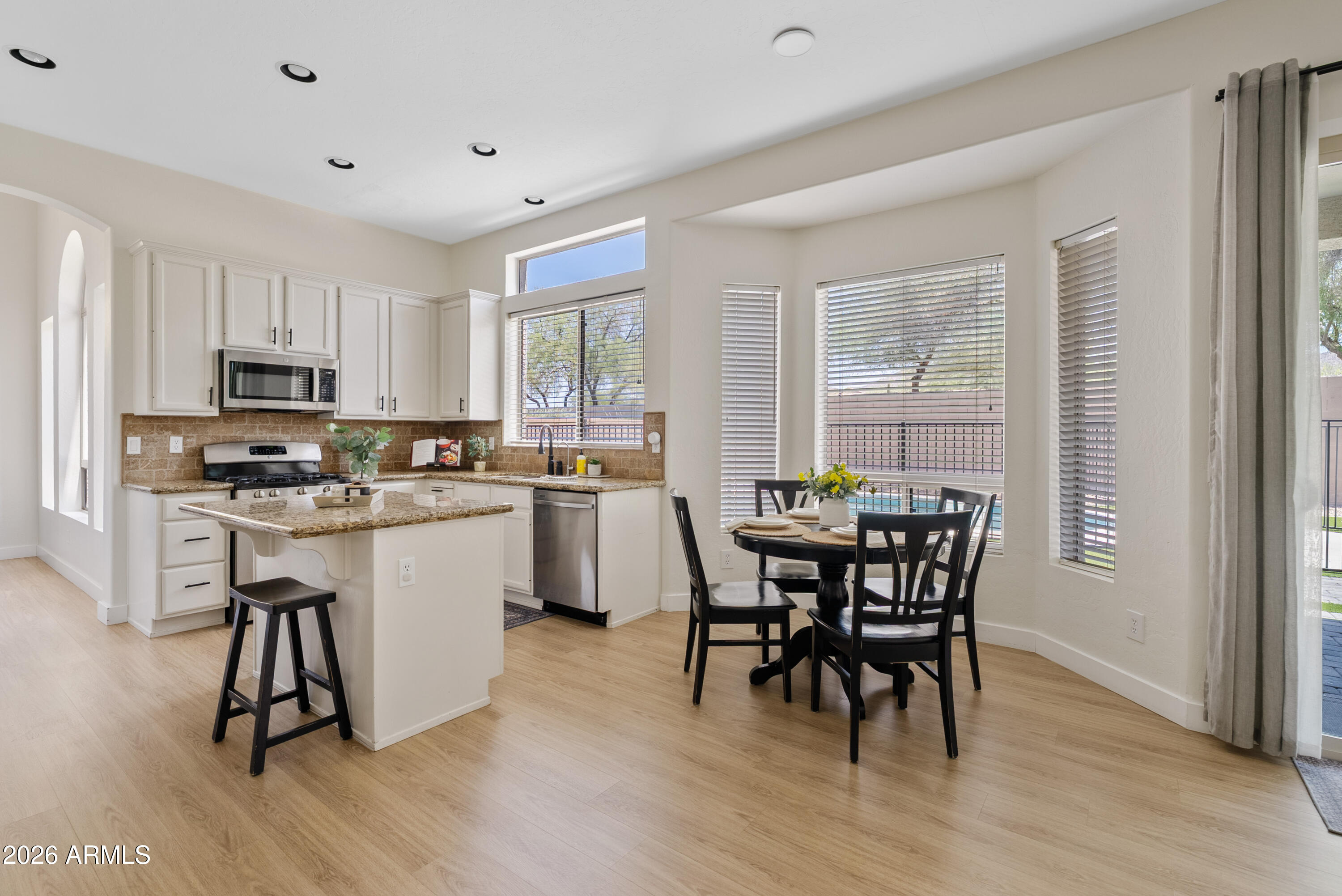 3060 North Ridgecrest, Unit 76 Mesa, AZ 85207 - Photo 12 of 46 Kitchen and Dining