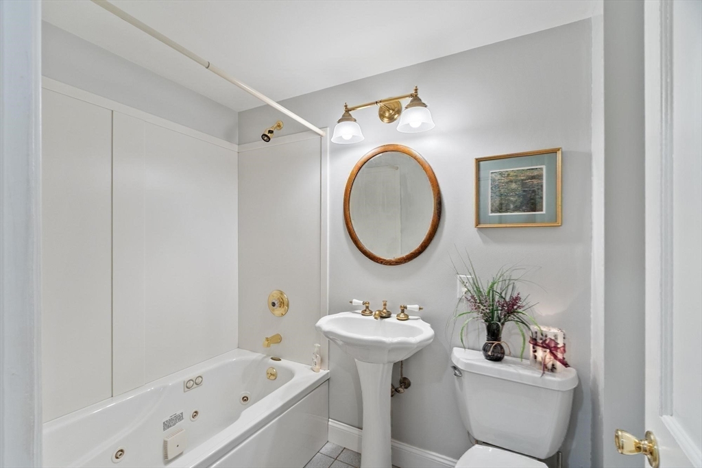 32 Osgood Road Sterling, MA 01564 - Photo 11 of 42