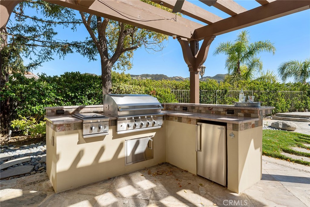 24920 Pso Del Rancho Calabasas, CA 91302 - Photo 20 of 58 Outdoor Kitchen