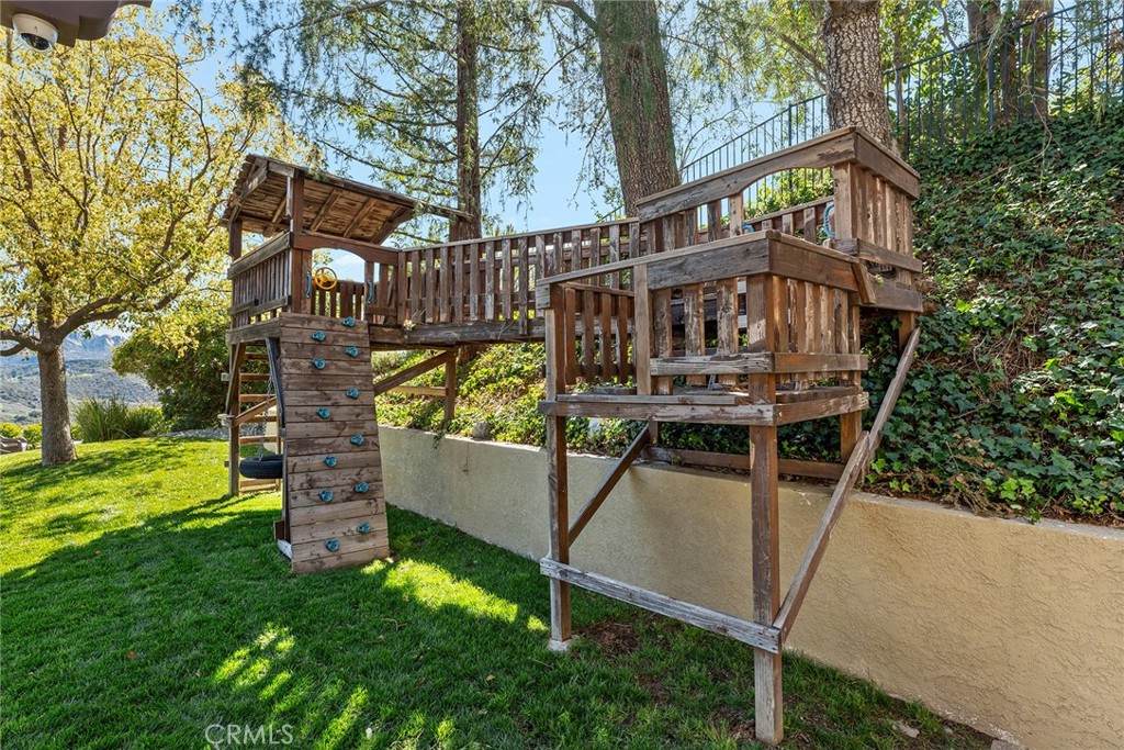 24920 Pso Del Rancho Calabasas, CA 91302 - Photo 31 of 58 Kid's Play House