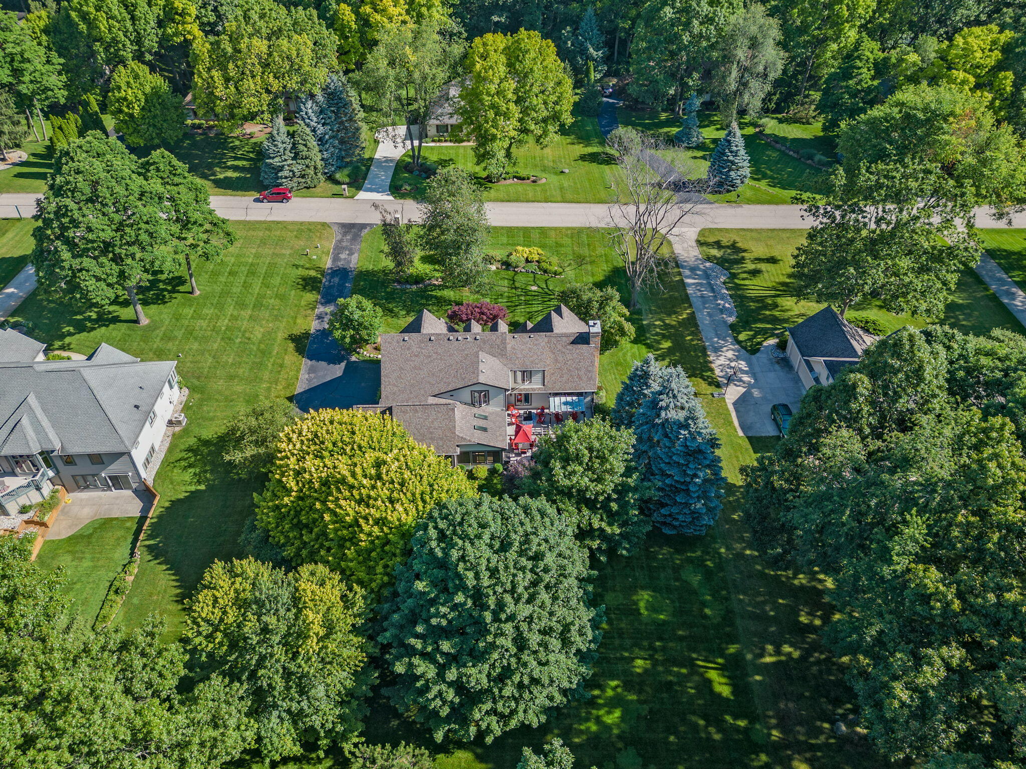 10889 Ridge View Trail Fenton, MI 48430 - Photo 45 of 56 3-web-or-mls-DJI_0965