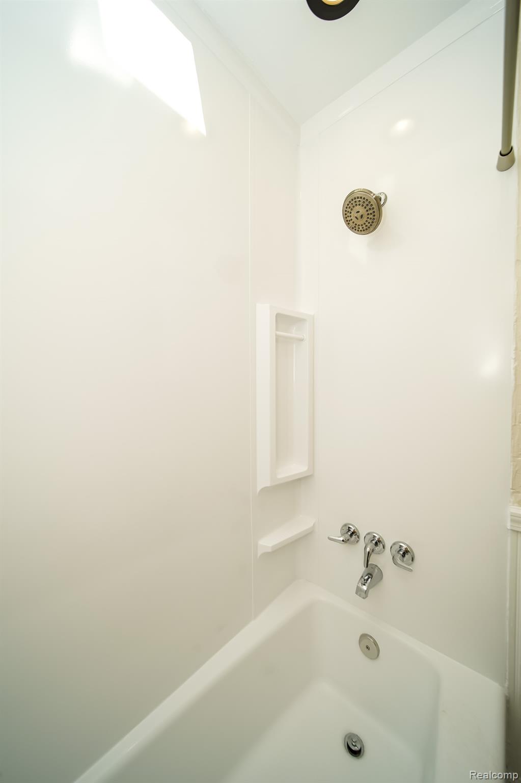 6641 Niagara Street Romulus, MI 48174 - Photo 37 of 70 DDS04066.jpg