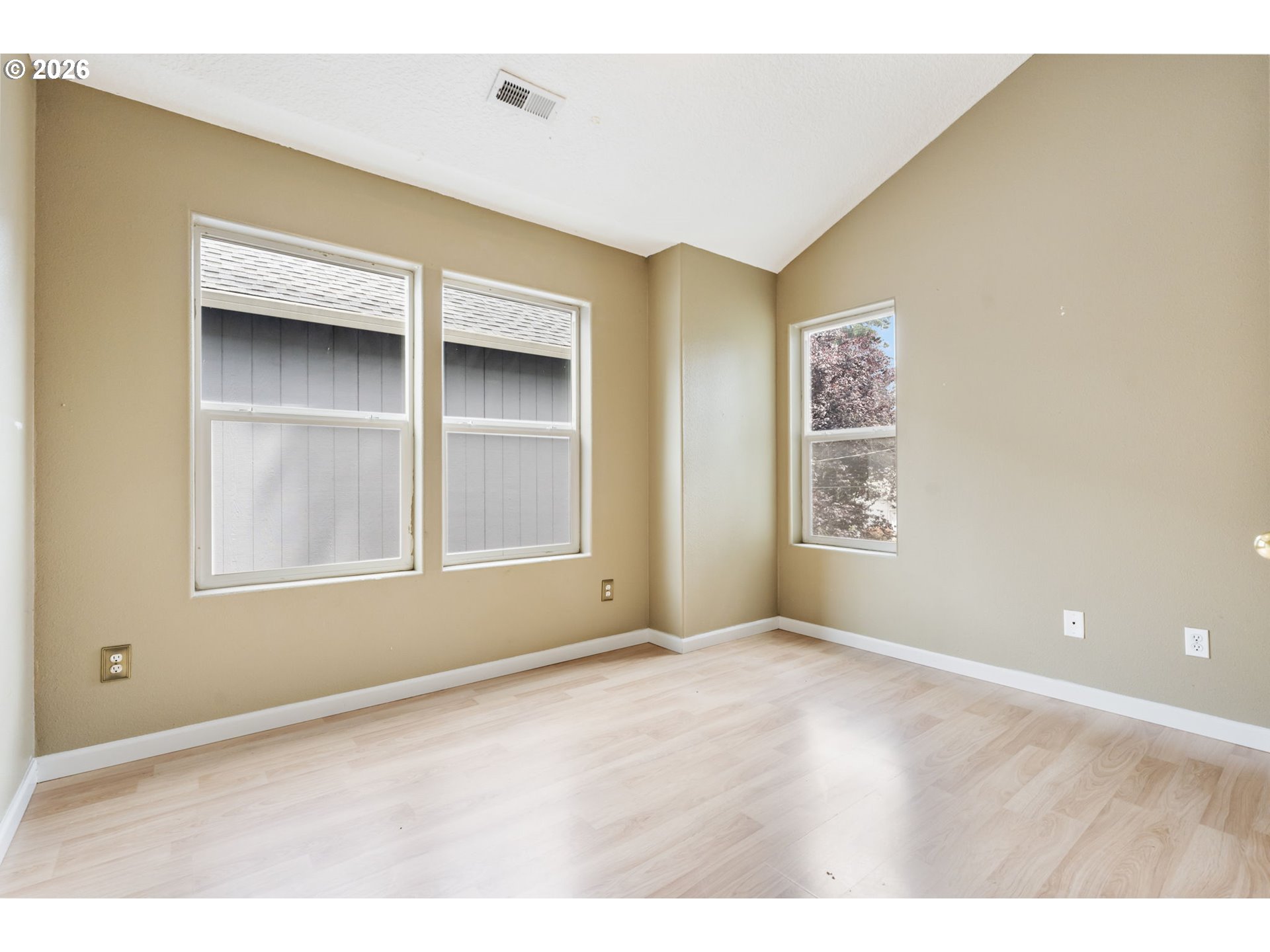 4529 Southeast Rural Street Portland, OR 97206 - Photo 20 of 32