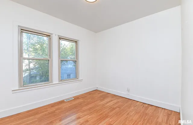 $114,900 | 7710 South Jefferson Street, Bartonville, IL 61607