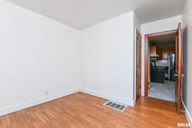 $114,900 | 7710 South Jefferson Street, Bartonville, IL 61607