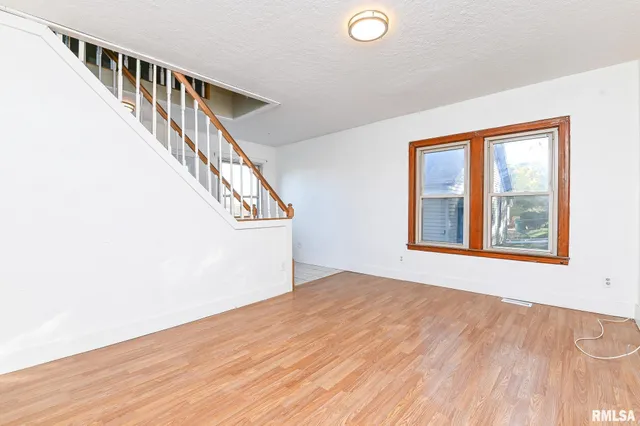 $114,900 | 7710 South Jefferson Street, Bartonville, IL 61607