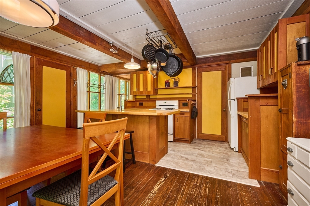 83 Crossbrook Avenue, Unit 83 Amherst, MA 01002 - Photo 6 of 30