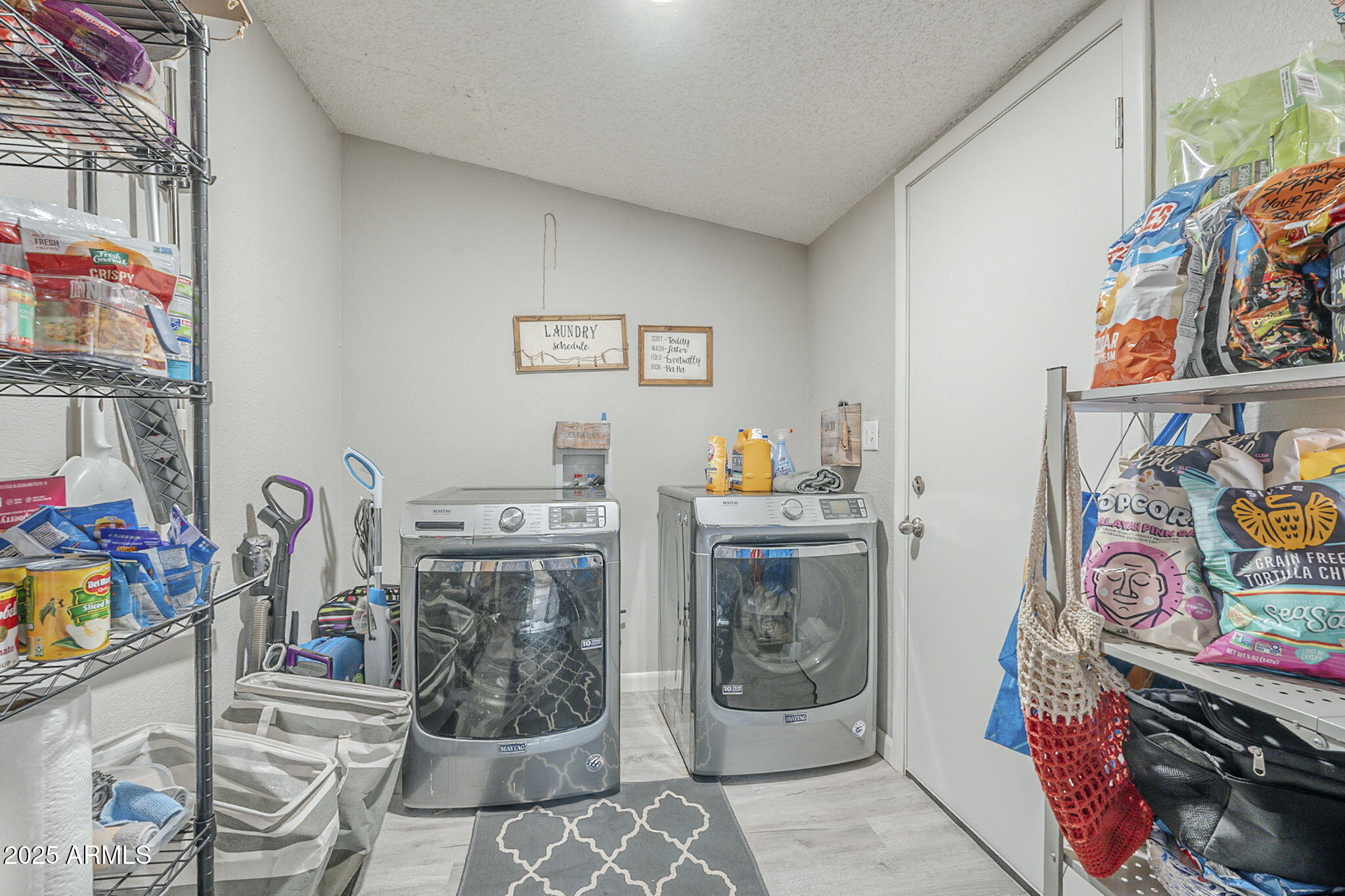 156 North Hawes Road, Unit 68 Mesa, AZ 85207 - Photo 18 of 36 47-web-or-mls-Hawes-47
