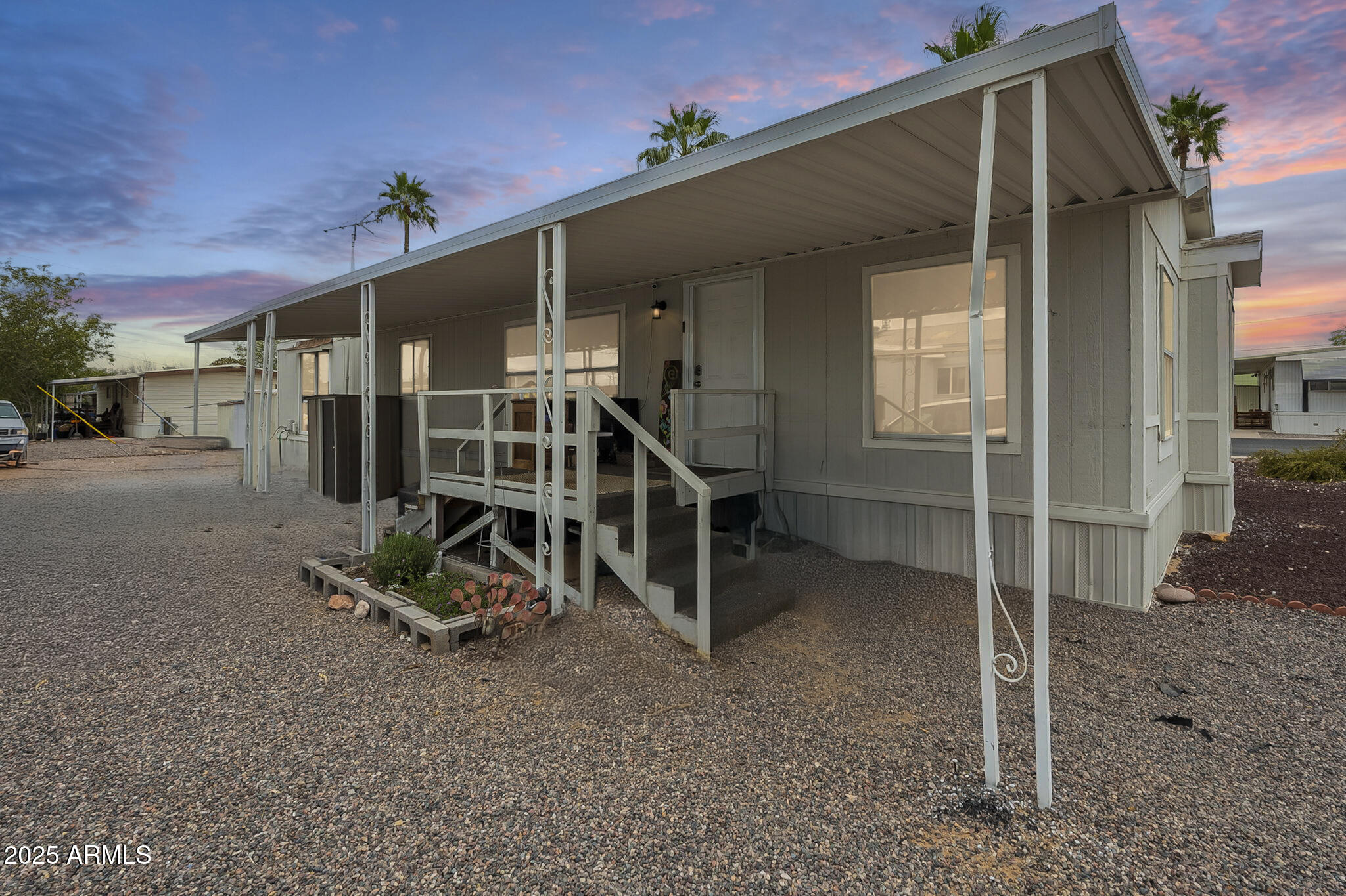 156 North Hawes Road, Unit 68 Mesa, AZ 85207 - Photo 2 of 36 7-web-or-mls-Hawes-7