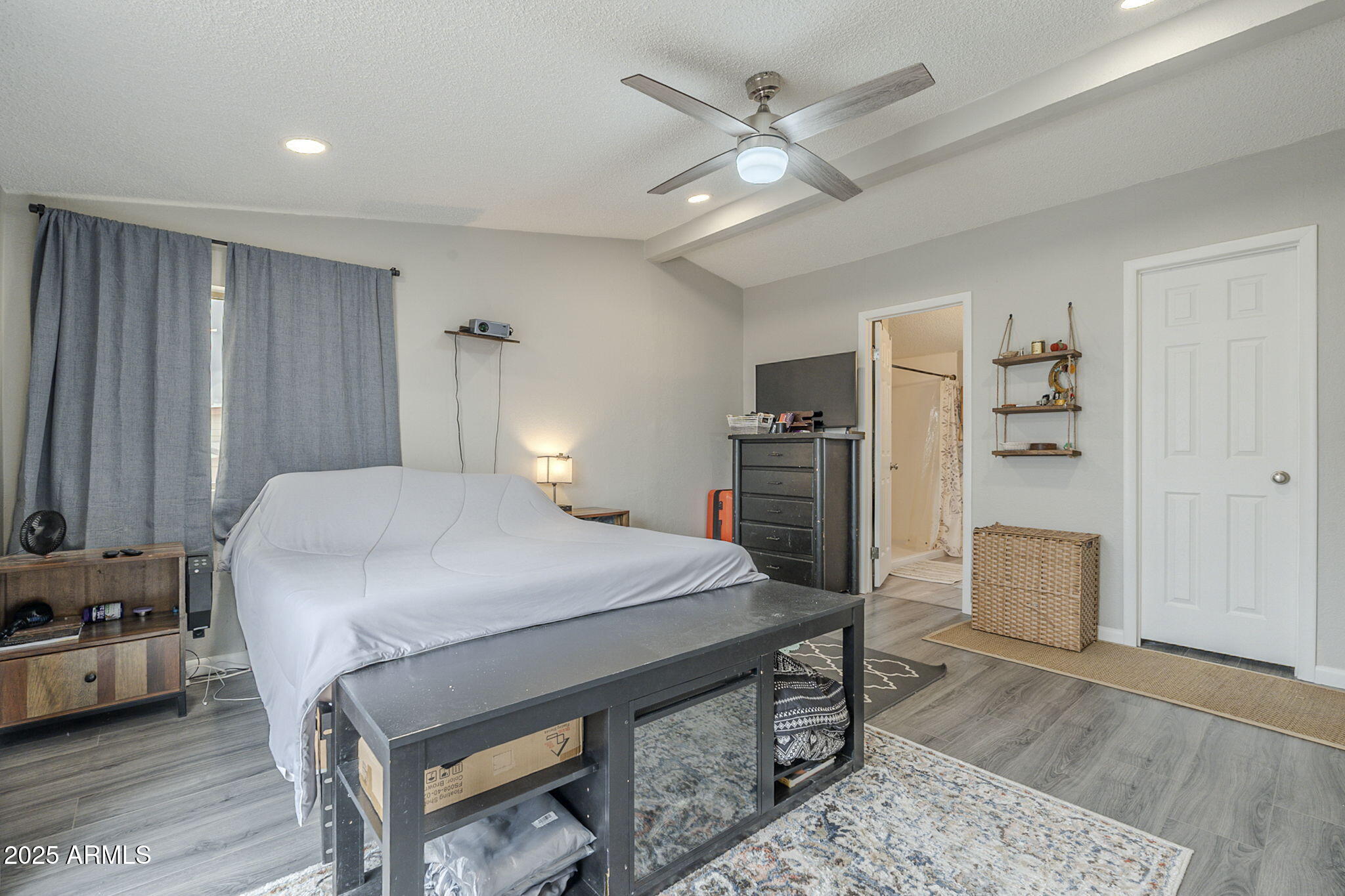 156 North Hawes Road, Unit 68 Mesa, AZ 85207 - Photo 29 of 36 40-web-or-mls-Hawes-40