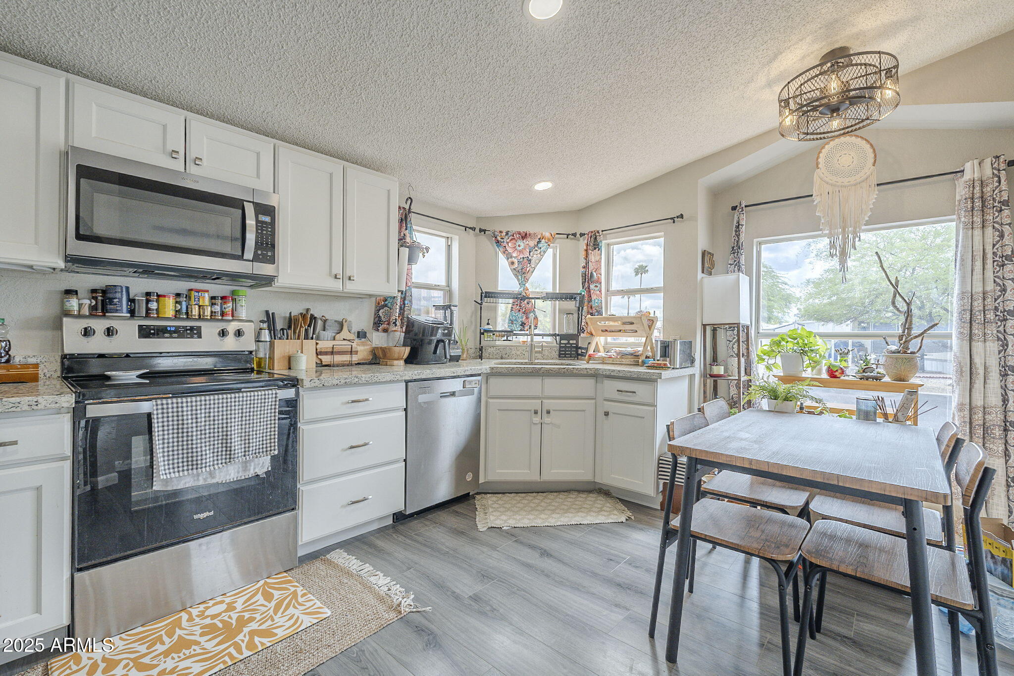 156 North Hawes Road, Unit 68 Mesa, AZ 85207 - Photo 8 of 36 14-web-or-mls-Hawes-14